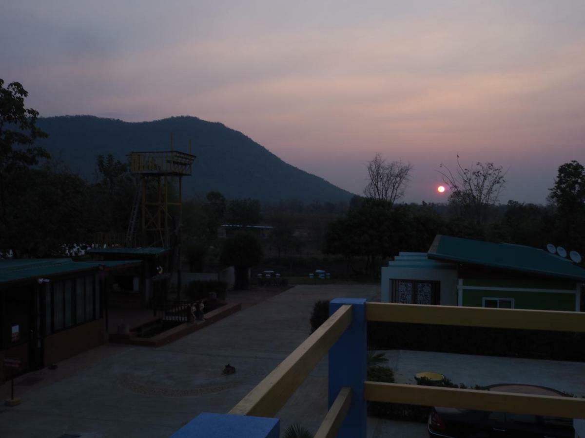 Chomduen Phu Kao Resort Nonszang Kültér fotó